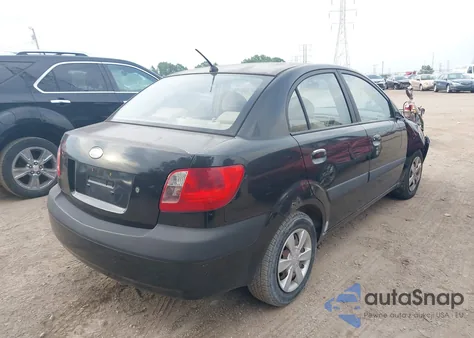 2006 Kia Rio Lx z USA, uszkodzony, nr VIN KNADE123766065849